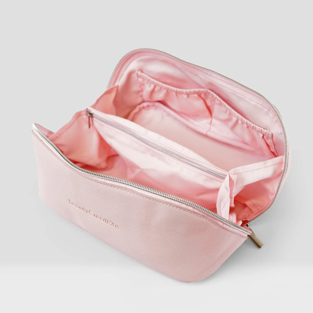 BEAUTY CREATIONS- THE TRAVEL BAG- 1PC