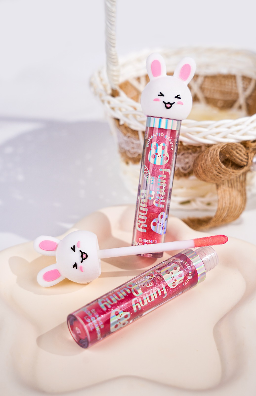 ROMANTIC BEAUTY - FUNNY BUNNY - SHIMMER COLOR CHANGING LIP OIL (24PCS)