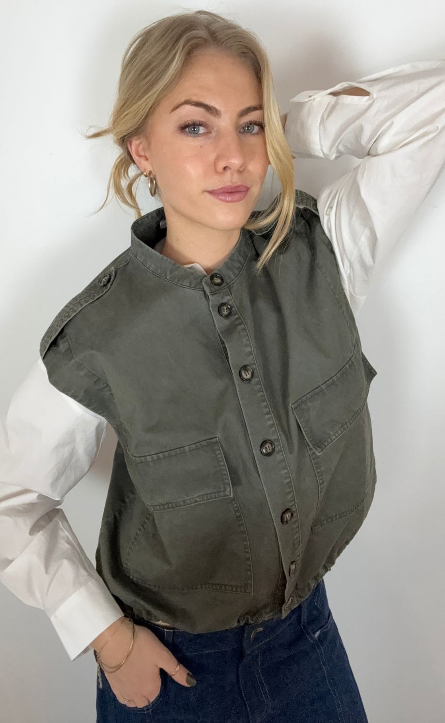 Continue Vest - Carrie - Army