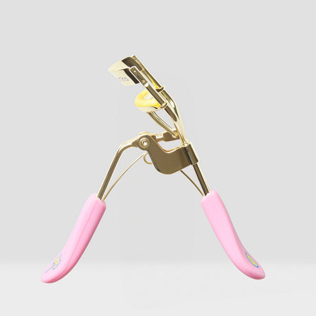 BEAUTY CREATIONS X CORALINE - ONE EYE OPEN EYELASH CURLER - 1PACK (12PCS)