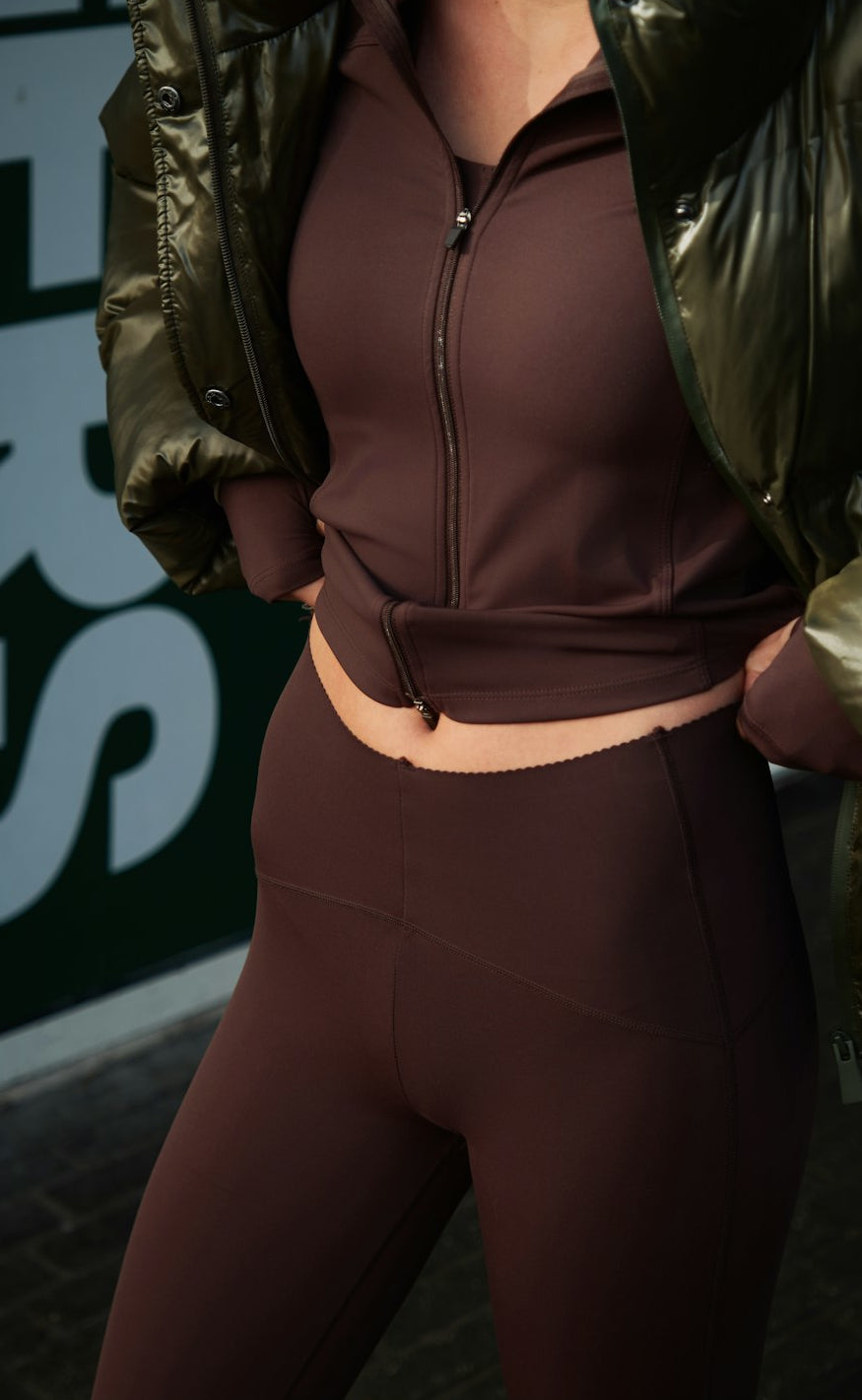 Neo Noir Leggings - Vesta - Chocolate Brown