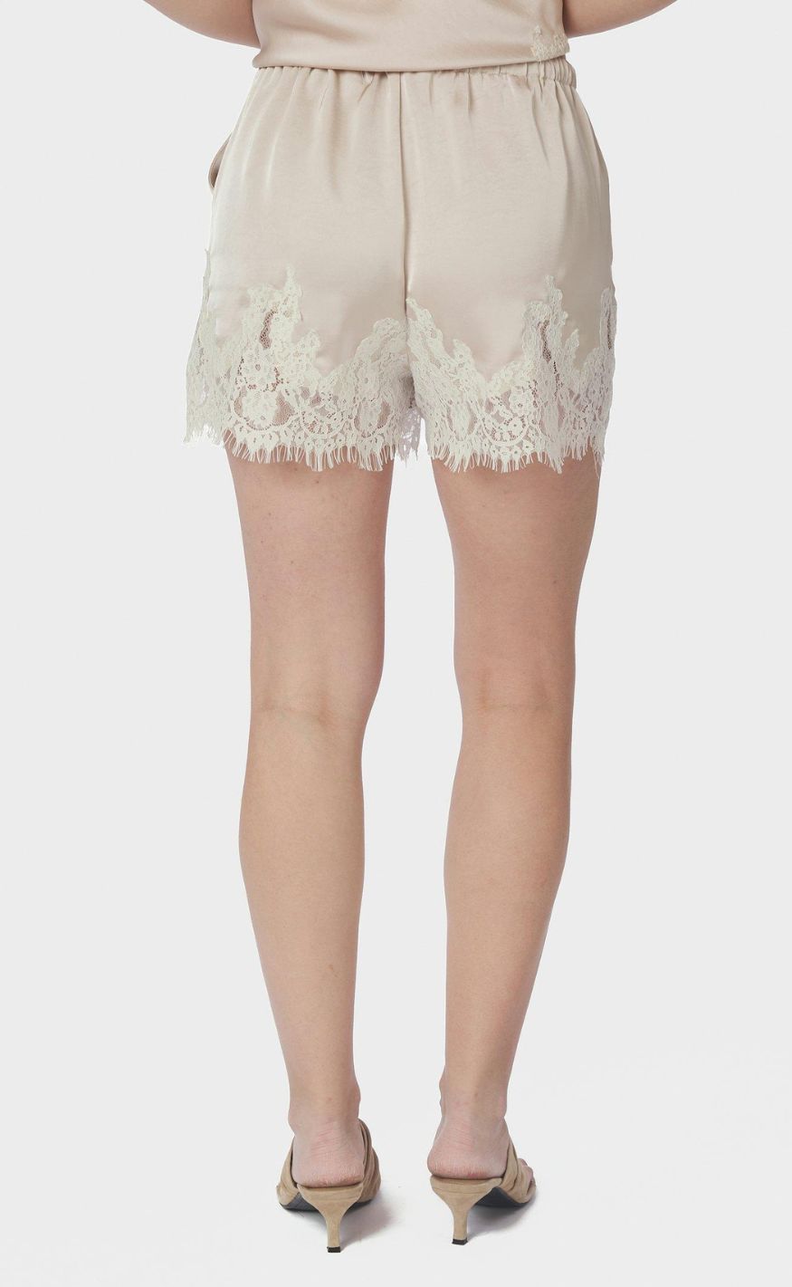Neo Noir Shorts - Siena Lace - Champagne