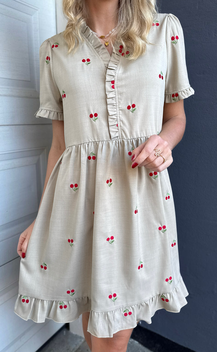 Say INA Copenhagen Kjole - Catja Summer - Sand W. Cherries