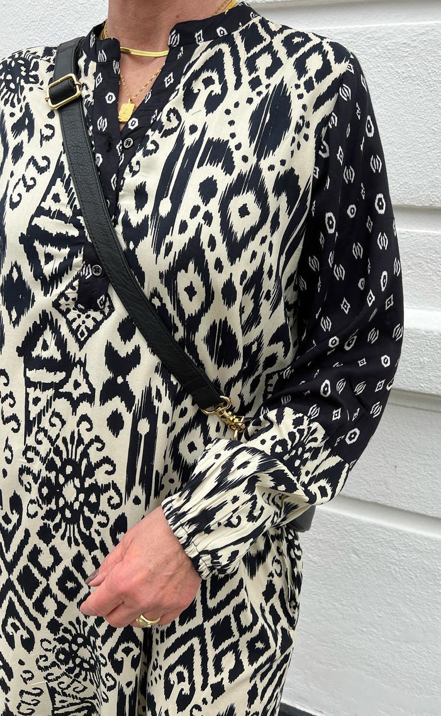 Say INA Copenhagen Kjole - Helena - Black / Off White