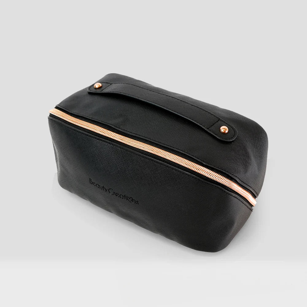 BEAUTY CREATIONS- THE TRAVEL BAG- 1PC