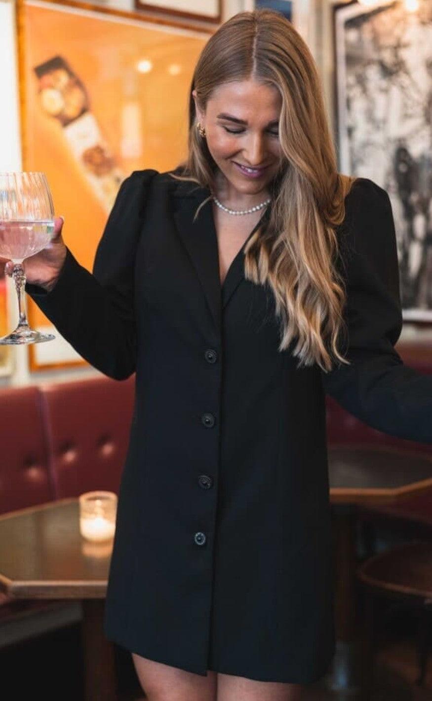 A-View Blazer - Carly - Black